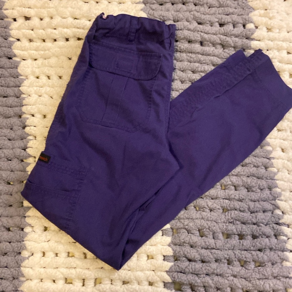 Scrub pants